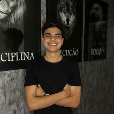 Arthur Hernandes